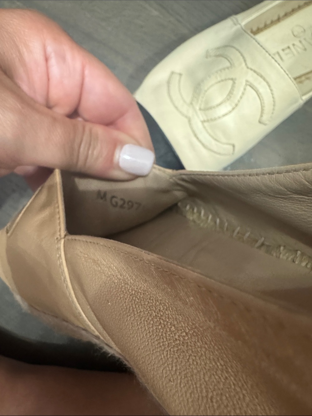 CHANEL Beige Leather Espadrille Flats with Black Cap Toe - Picture 8 of 8